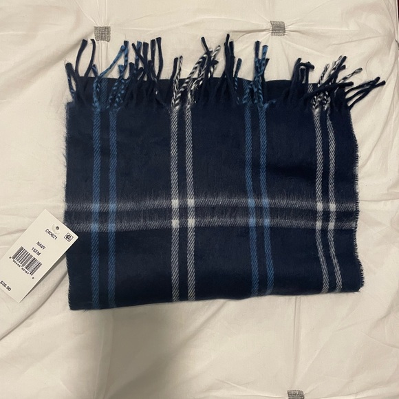 Beautiful neck scarves Cejon made in Italy - Picture 3 of 4